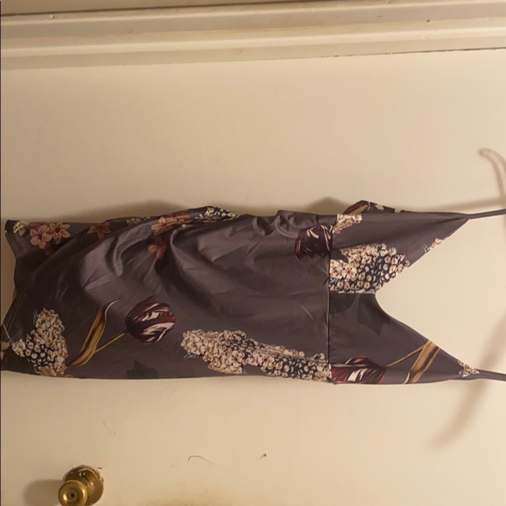 Fitted floral dress
